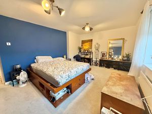 Elgar Close Great Sutton